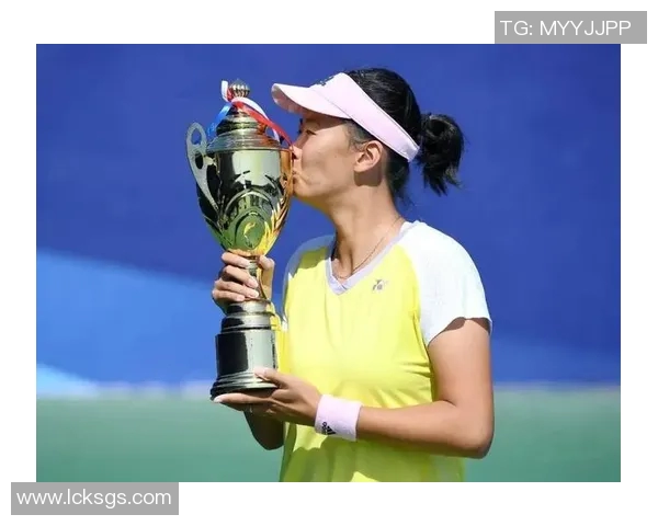 对话陈娜:回顾她的网球生涯与成长历程的精彩瞬间 对话陈娜:回顾她的网球生涯与成长历程的精彩瞬间