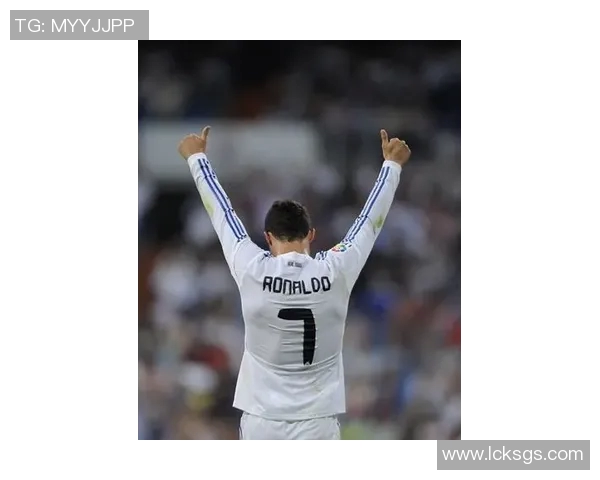 巴力足球明星名字背后的故事与传奇成就探秘